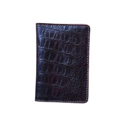 Black crocodile-textured genuine leather men’s wallet with premium stitched finish.