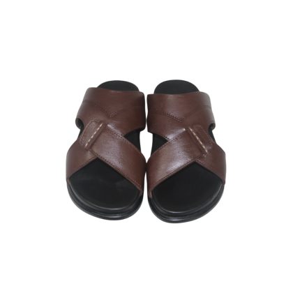 Men’s brown leather cross-strap sandal handcrafted in Bangladesh for comfortable everyday wear.