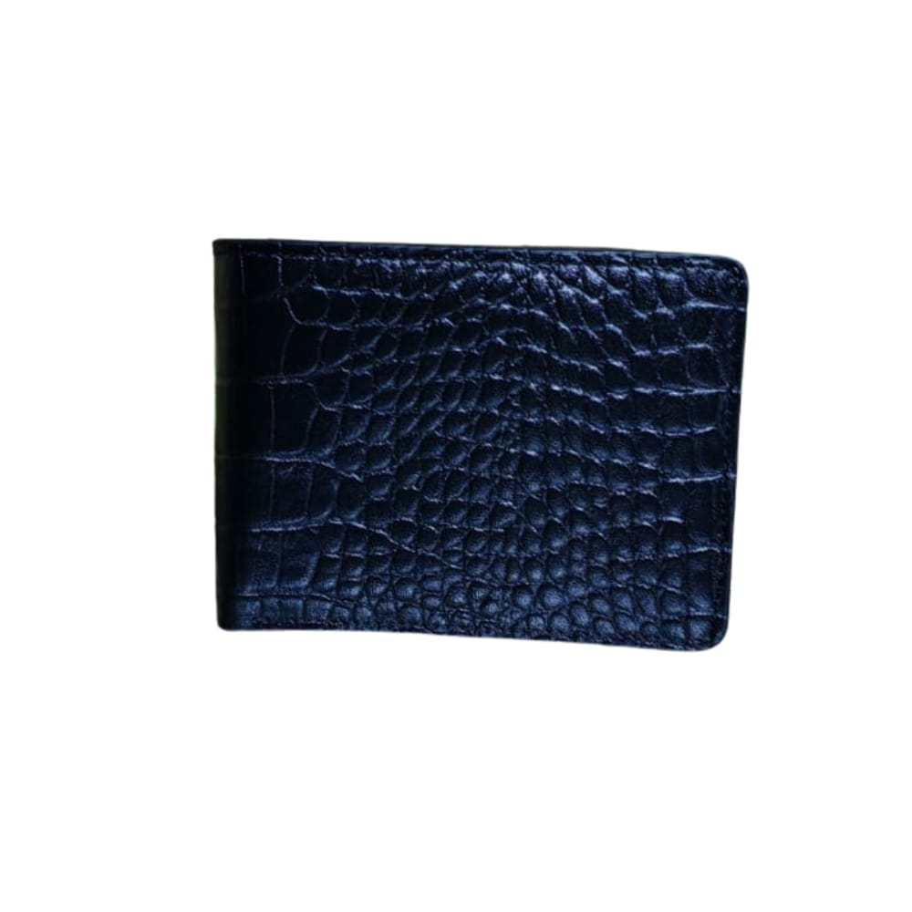 "Men’s genuine leather wallet with embossed crocodile pattern in a sleek textured finish."